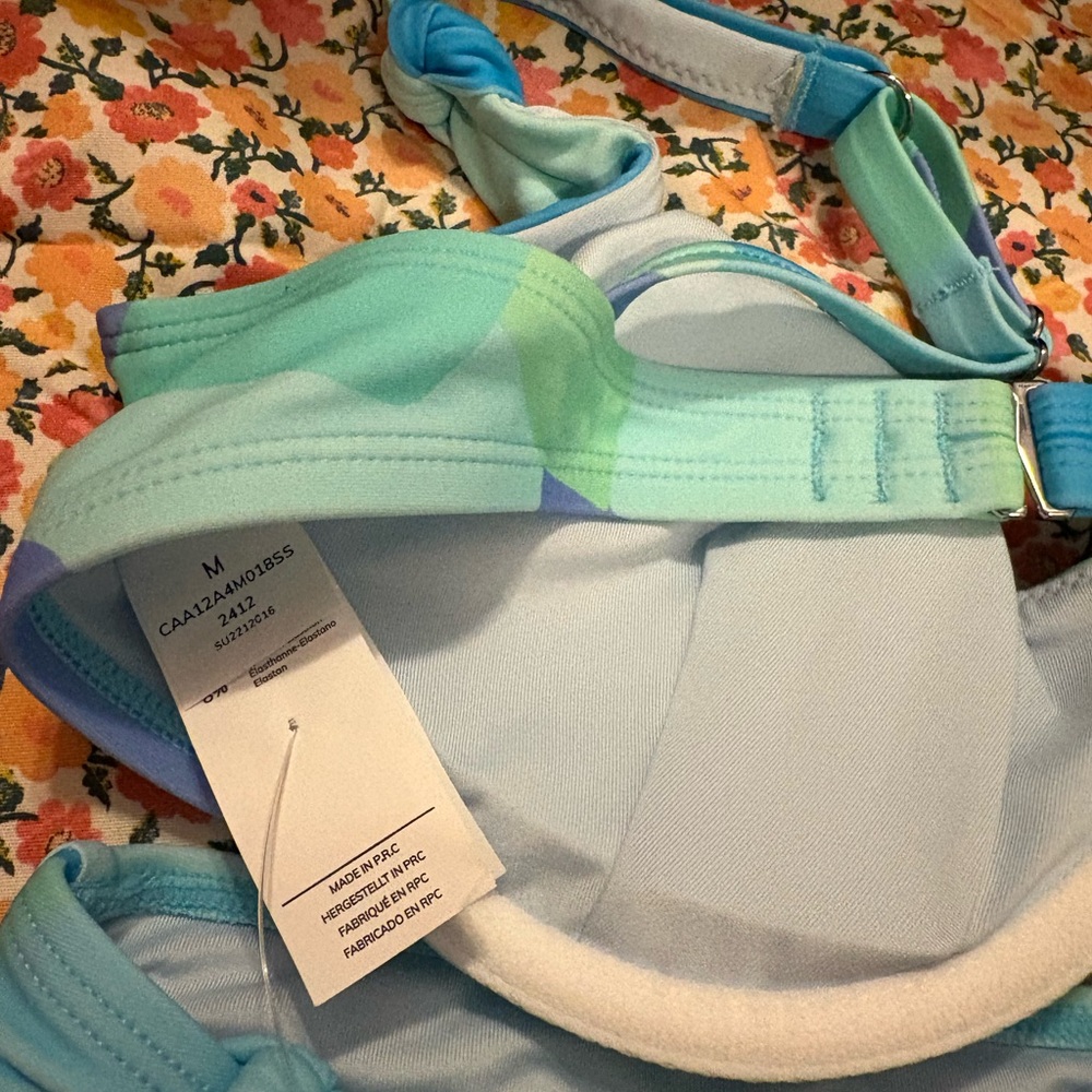 Colorful Geometric Bikini Set - Picture 2 of 4